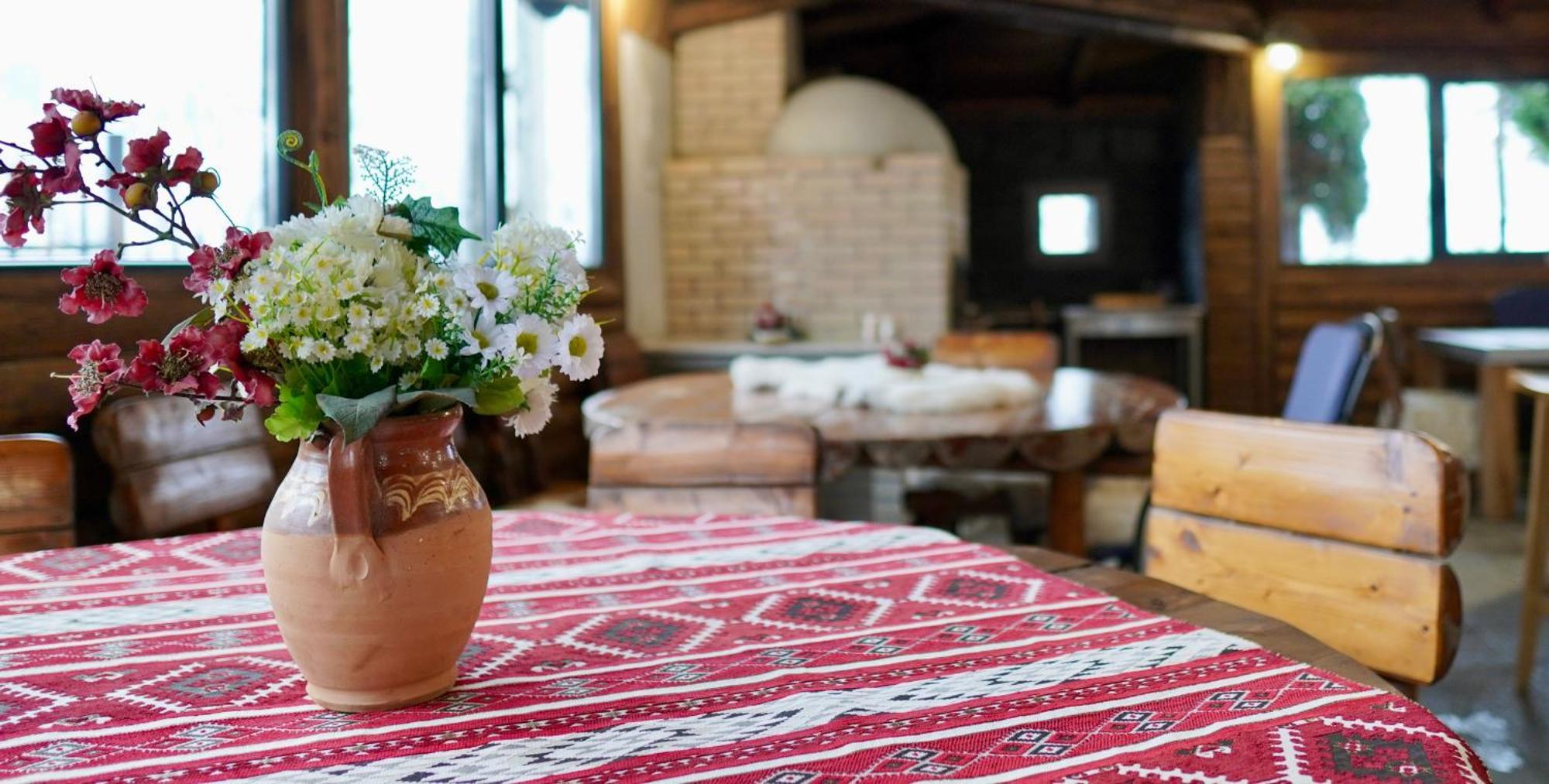 Hotel Carpat Inn Azuga Εξωτερικό φωτογραφία