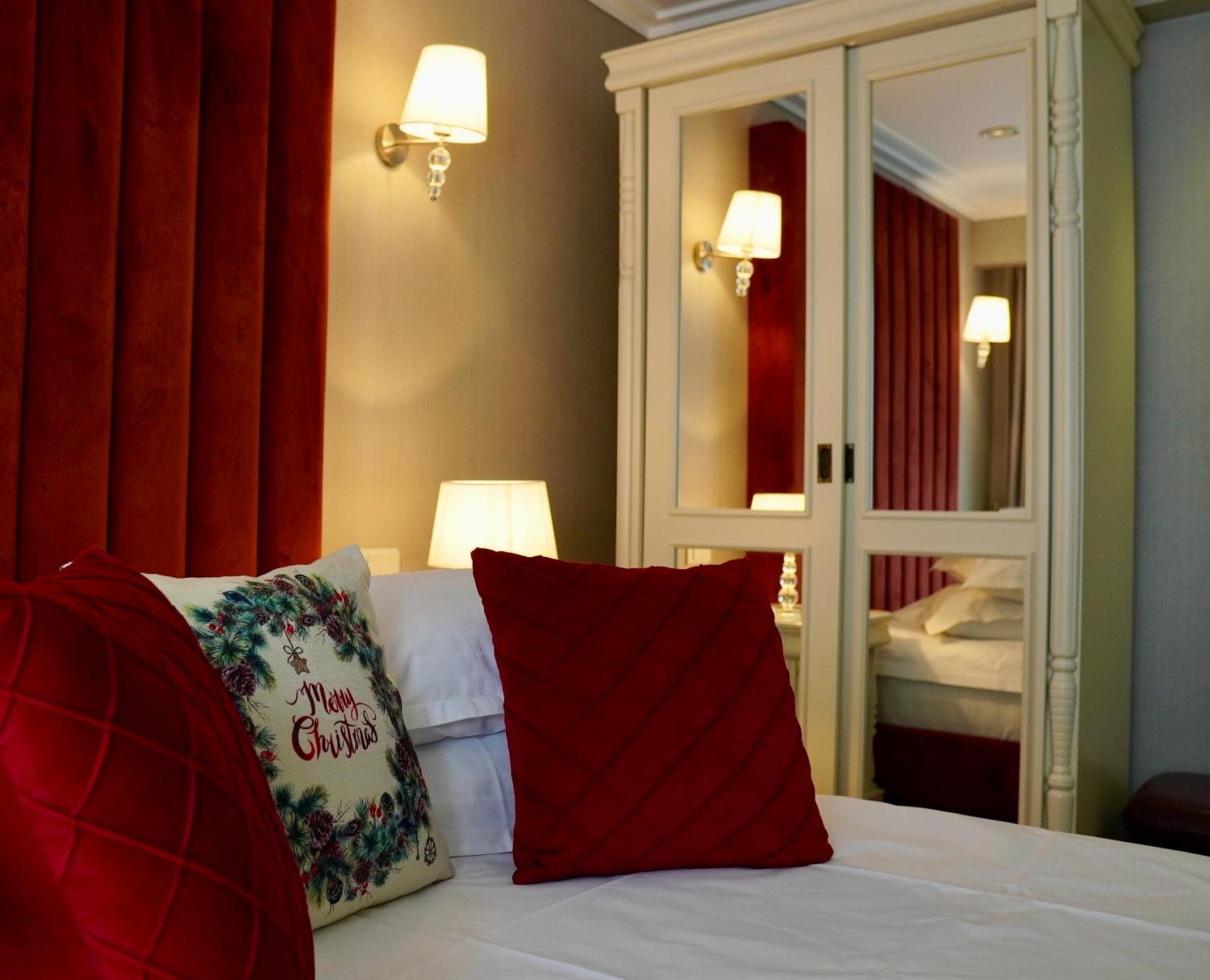 Hotel Carpat Inn Azuga Εξωτερικό φωτογραφία